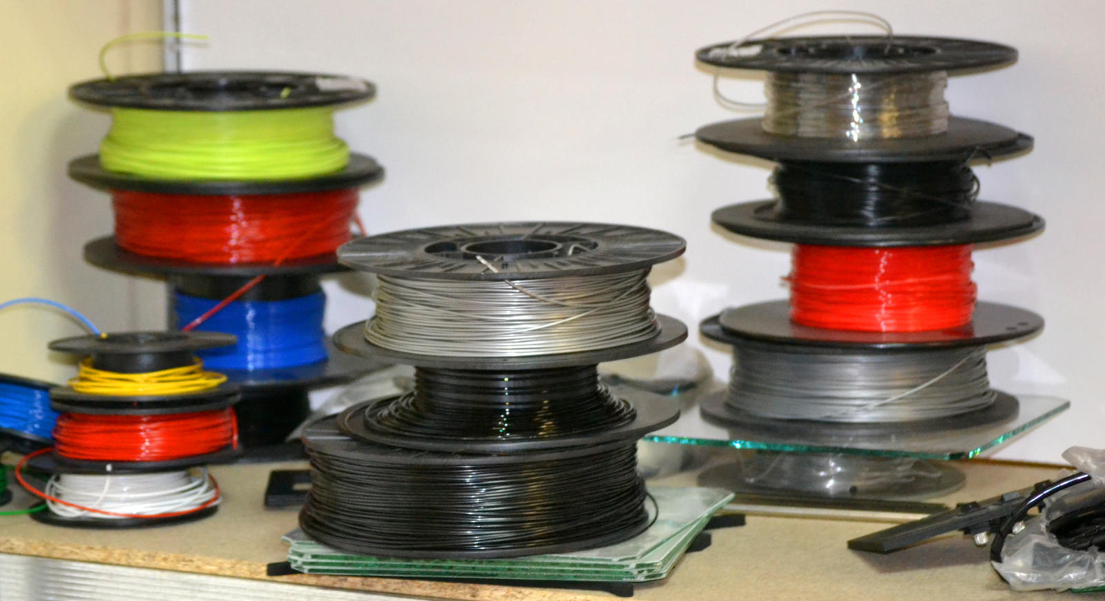 Choosing between PLA and ABS Filaments 3D Quick Printing